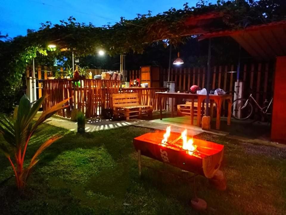 Hilltop Bungalow 호텔 미리사 외부 사진