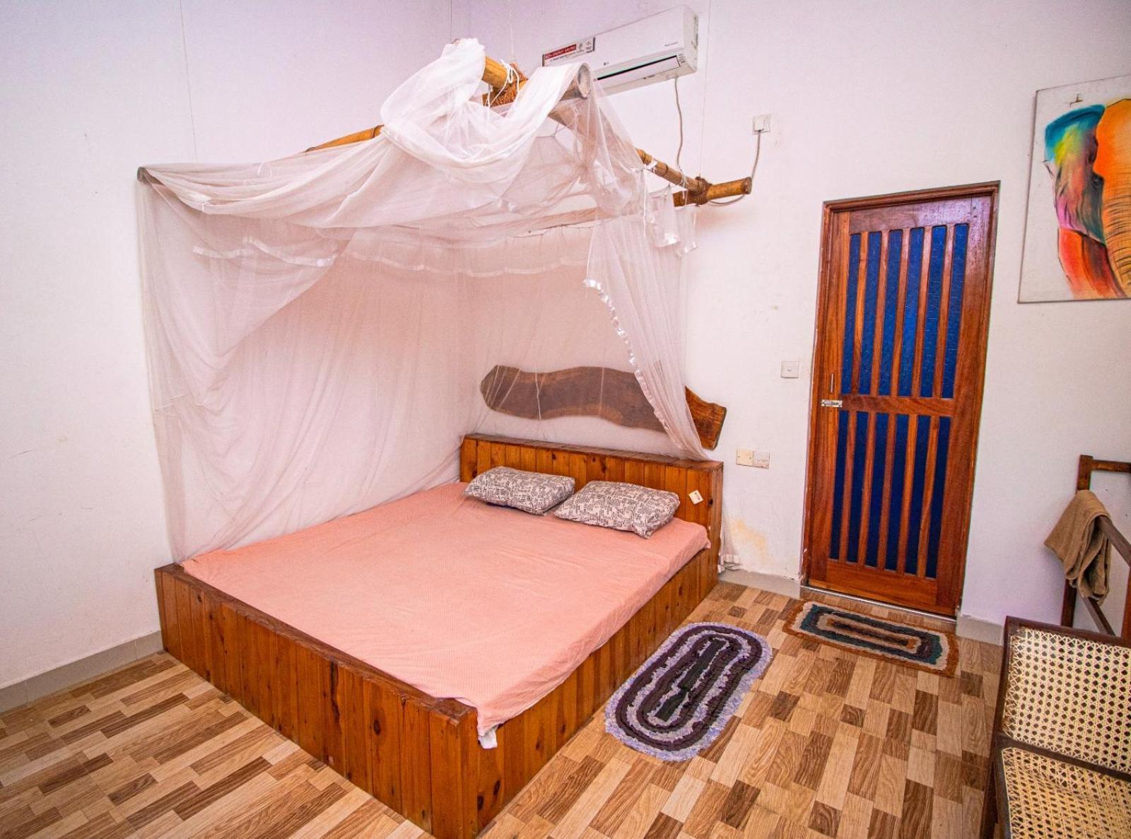 Hilltop Bungalow 호텔 미리사 외부 사진