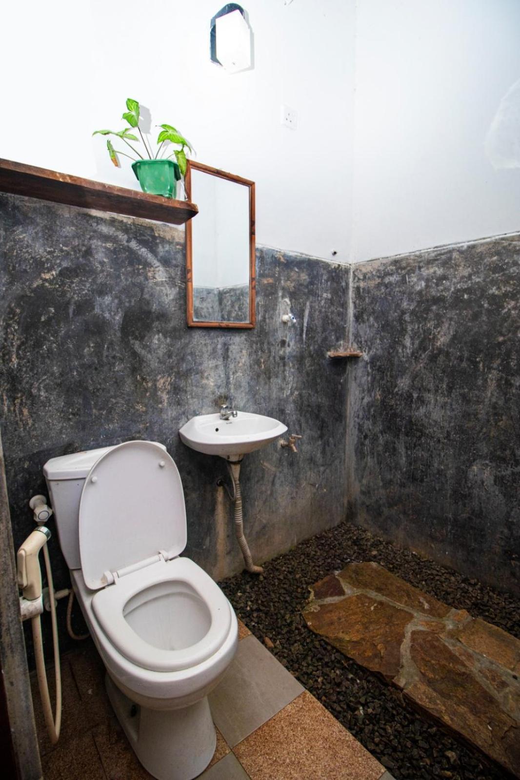 Hilltop Bungalow 호텔 미리사 외부 사진