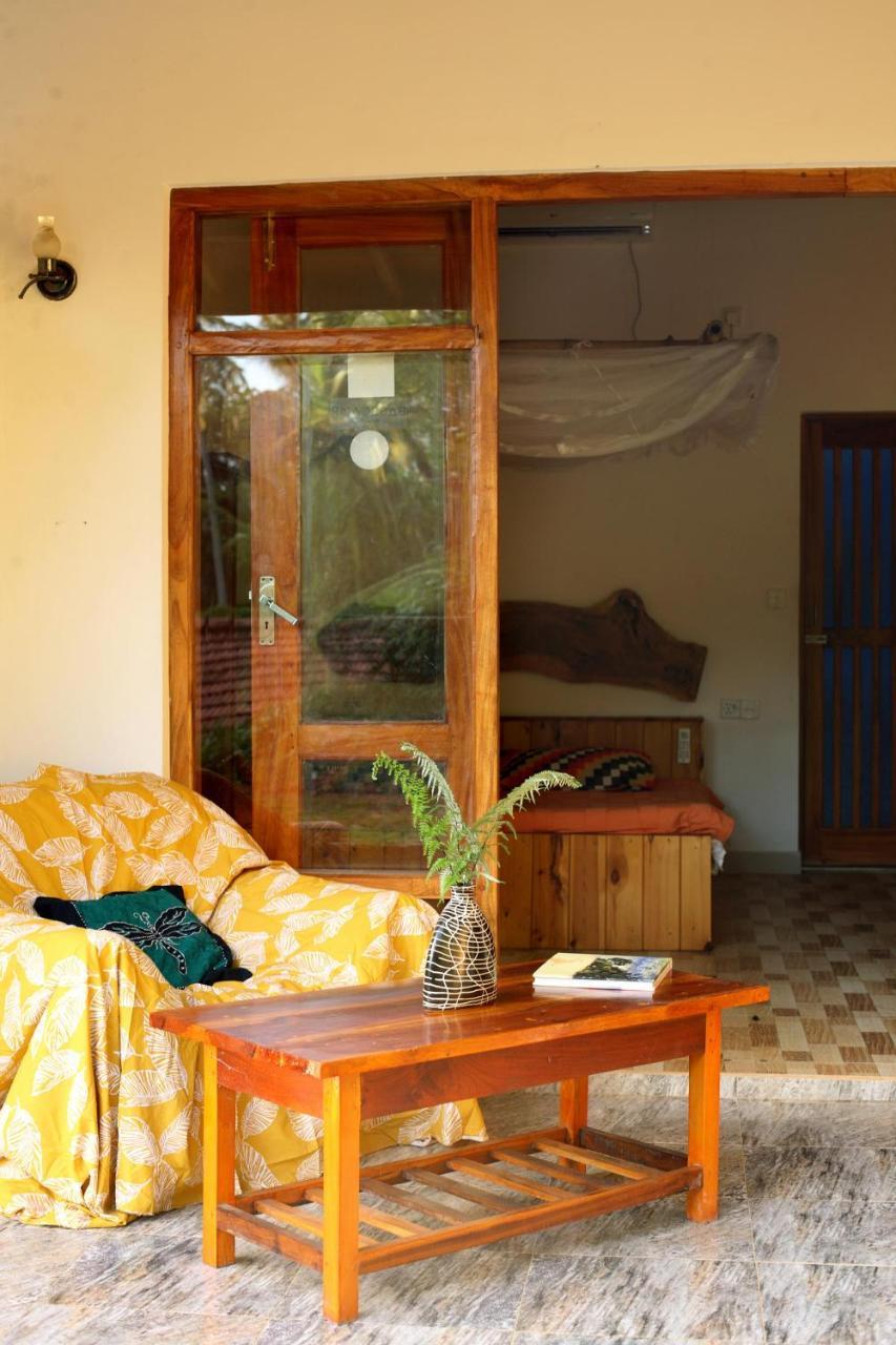 Hilltop Bungalow 호텔 미리사 외부 사진